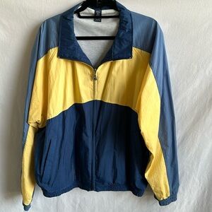 Lands’ End men’s blue and yellow lightweight jacket, size XL